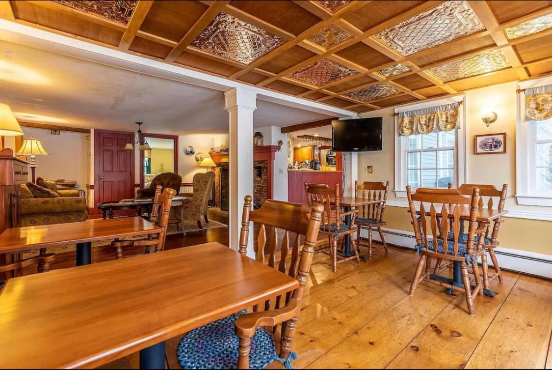 Chester Inn Ngoại thất bức ảnh