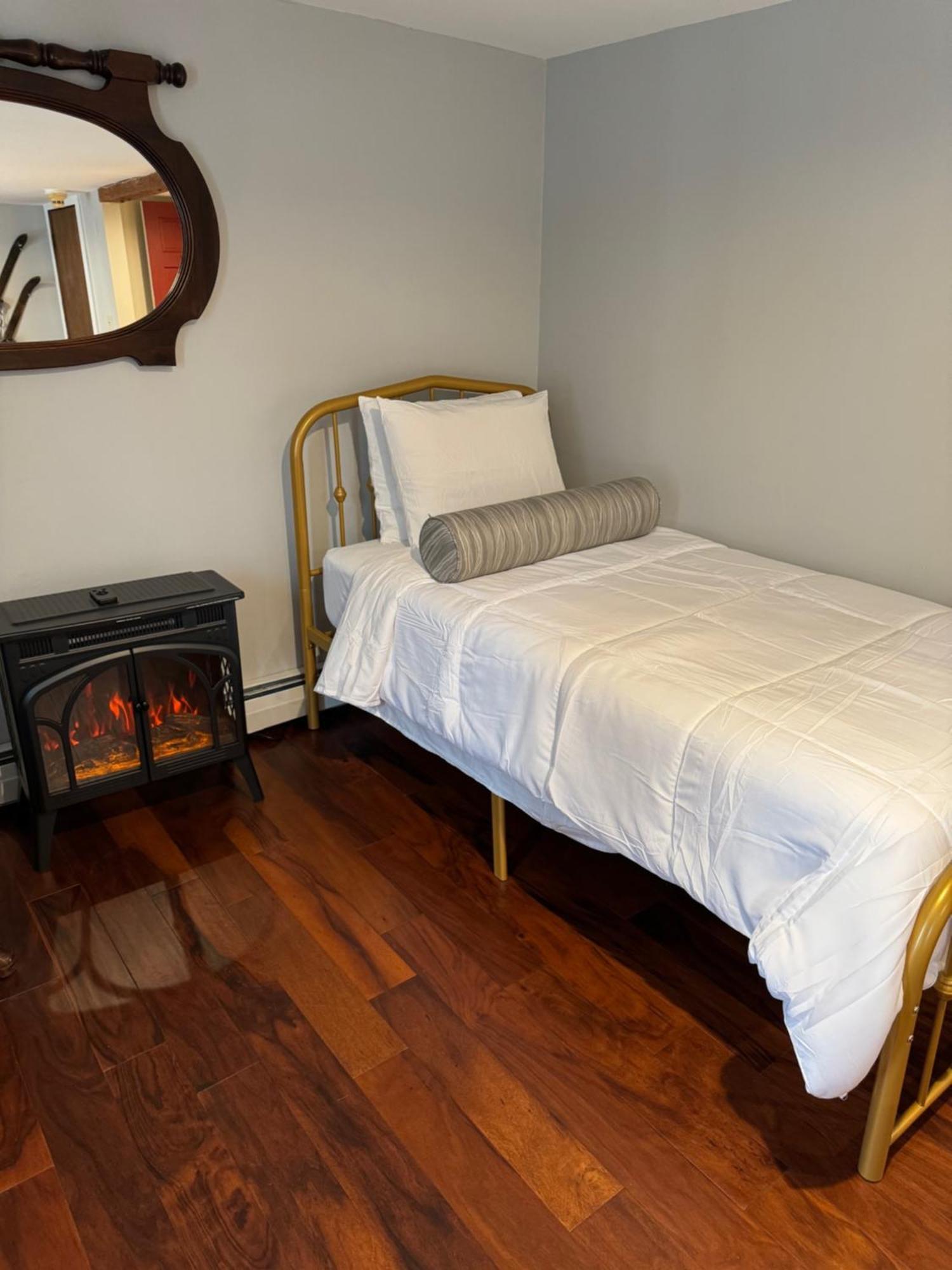 Chester Inn Ngoại thất bức ảnh