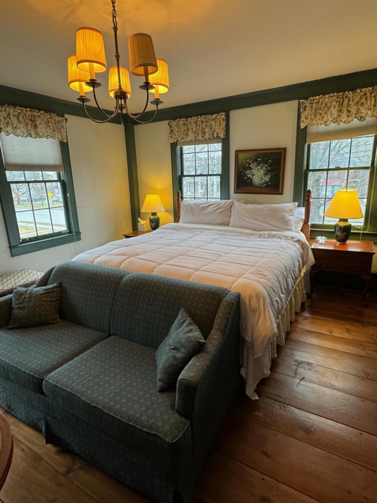 Chester Inn Ngoại thất bức ảnh