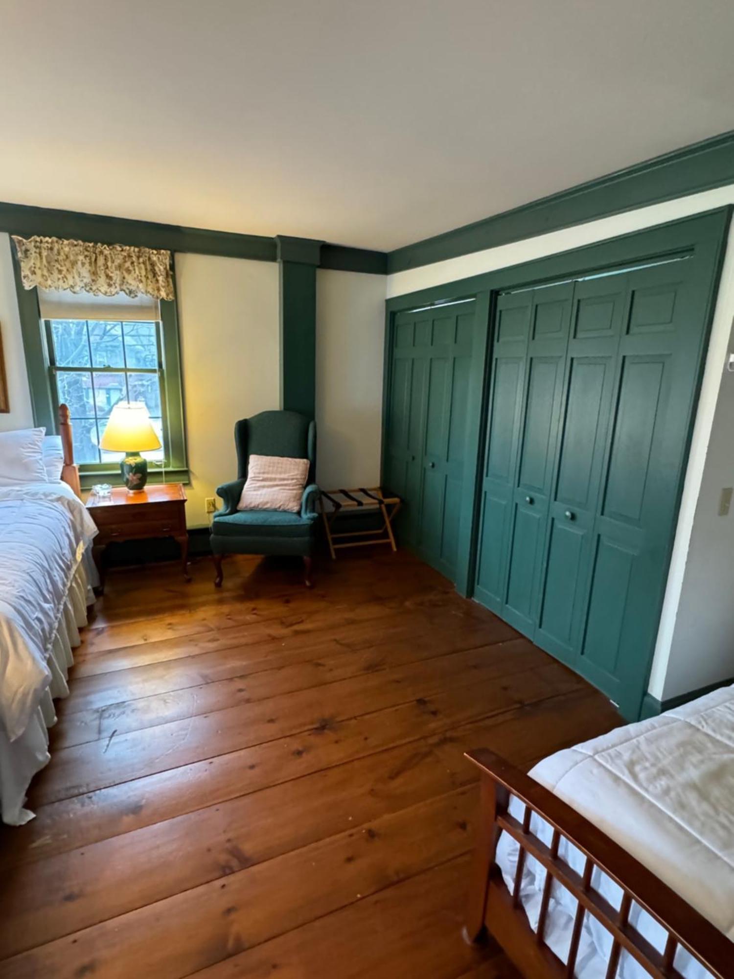 Chester Inn Ngoại thất bức ảnh